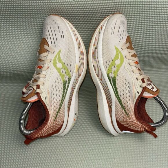 Saucony Endorphin Speed 2 Noddle Running Shoes Sneakers Men’s Size 6 Tan - Picture 6 of 9